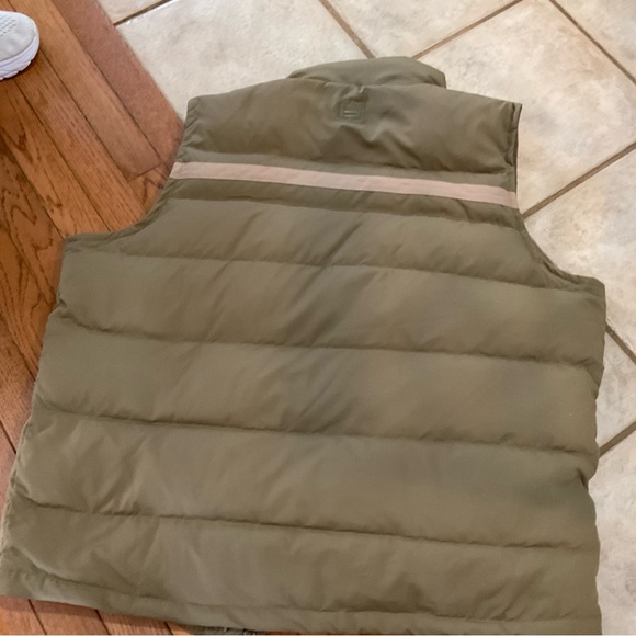 Banded down filled vest, NWT, kakai, Men’s XL, AR Game & Fish Fdn Board Member - Picture 8 of 8